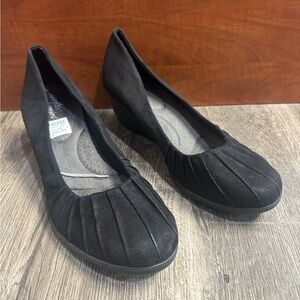 Chic Black Wedge Shoes for Women
